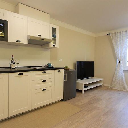 Sal & Mar Apartments Piran Bagian luar foto