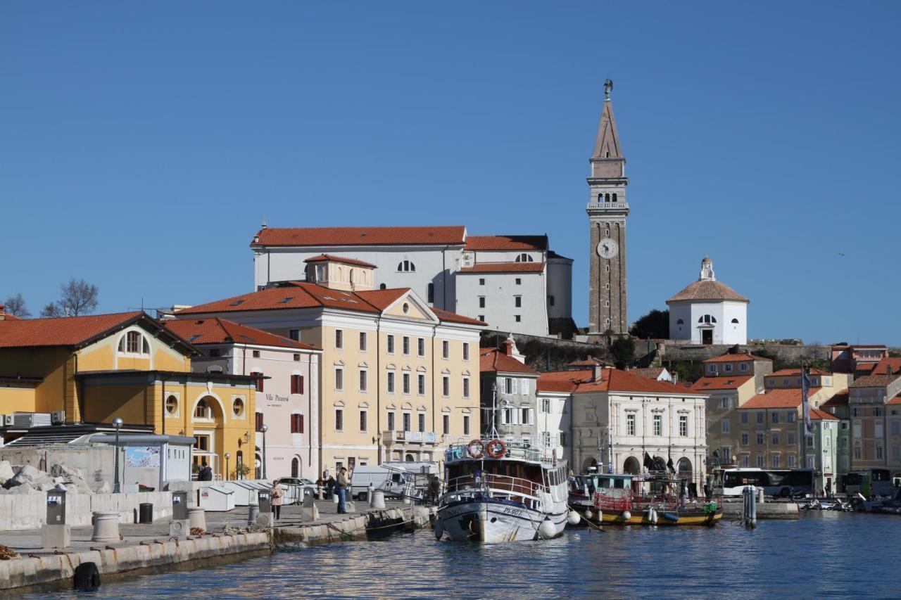 Sal & Mar Apartments Piran Bagian luar foto