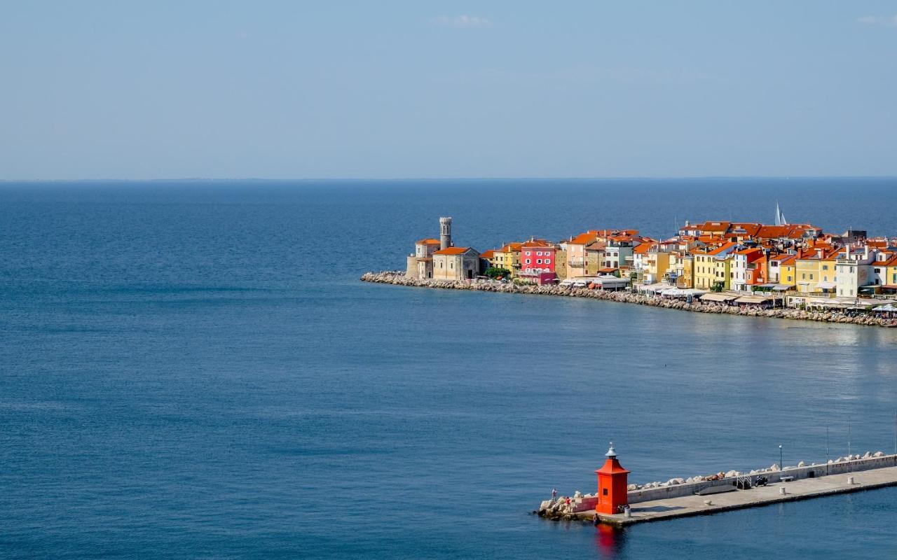 Sal & Mar Apartments Piran Bagian luar foto