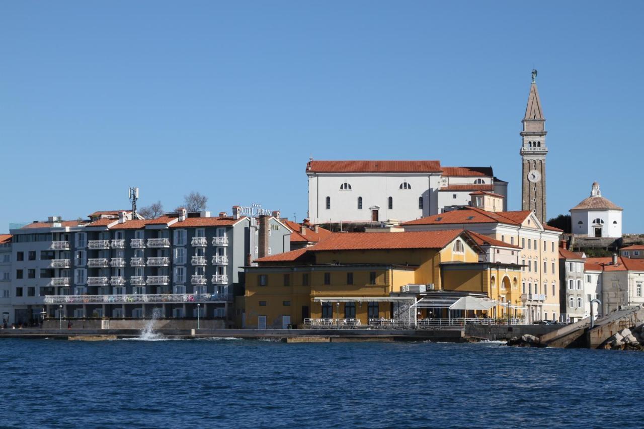 Sal & Mar Apartments Piran Bagian luar foto